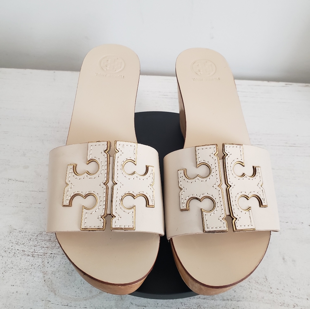 Tory Burch Ines Slides Sandals Wedge Cream Gold Leather Logo Womens Shoes  Sz 7M